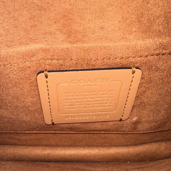 Coach Klare Crossbody Bag In Signature Canvas WITH matching wallet - Picture 6 of 16